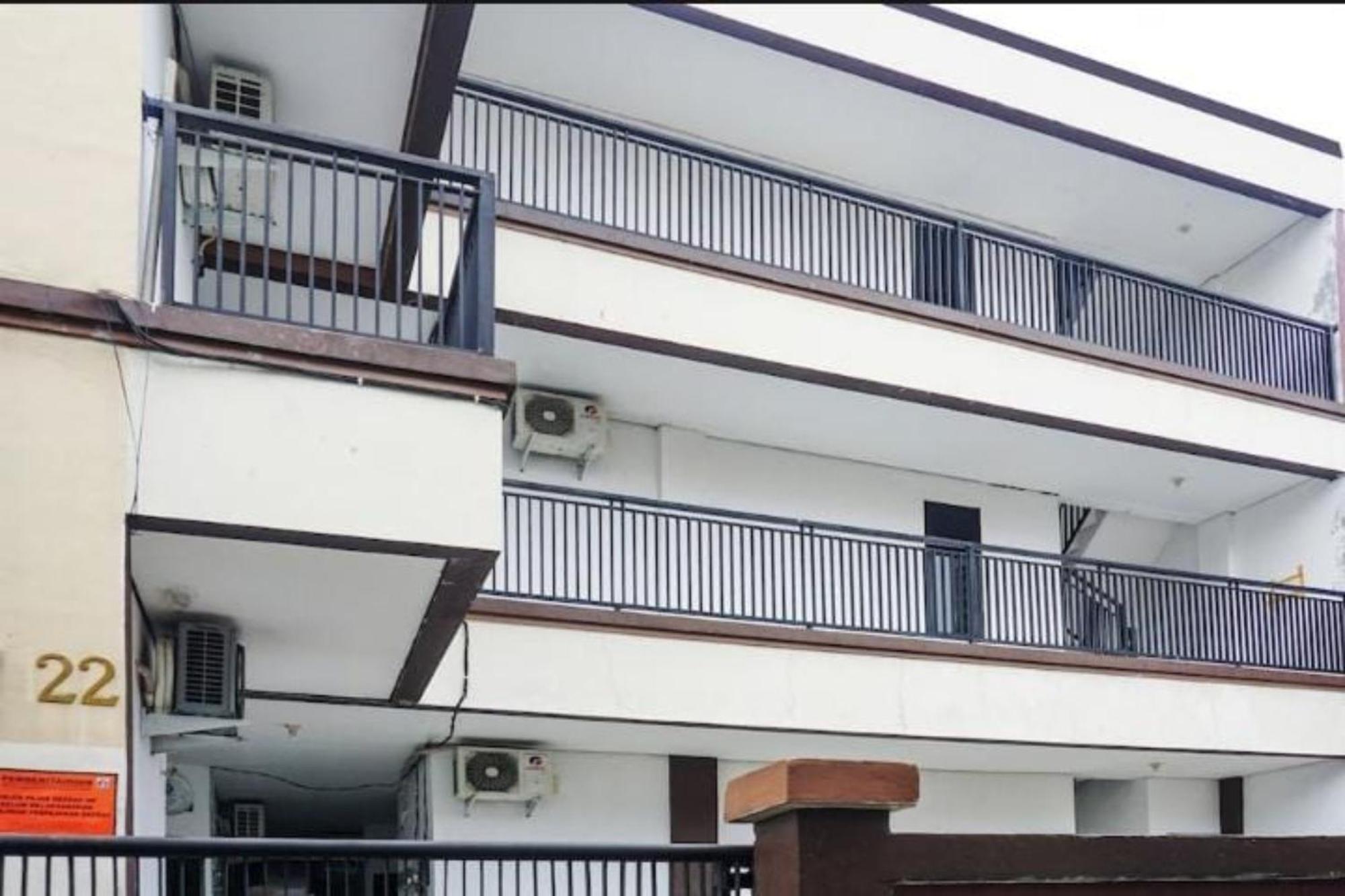 Oyo 93540 Bintang Residence 2 Jakarta Exterior photo